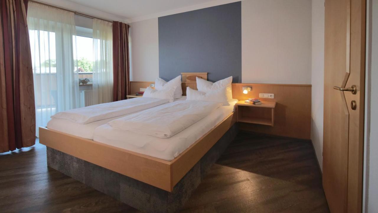 Erlkoenig Gaesteappartements Bad Fussing Exterior photo