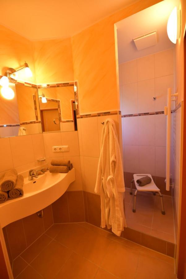 Erlkoenig Gaesteappartements Bad Fussing Exterior photo